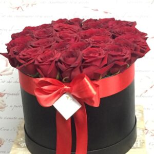 Box/Scatola cappelliera con rose rosse